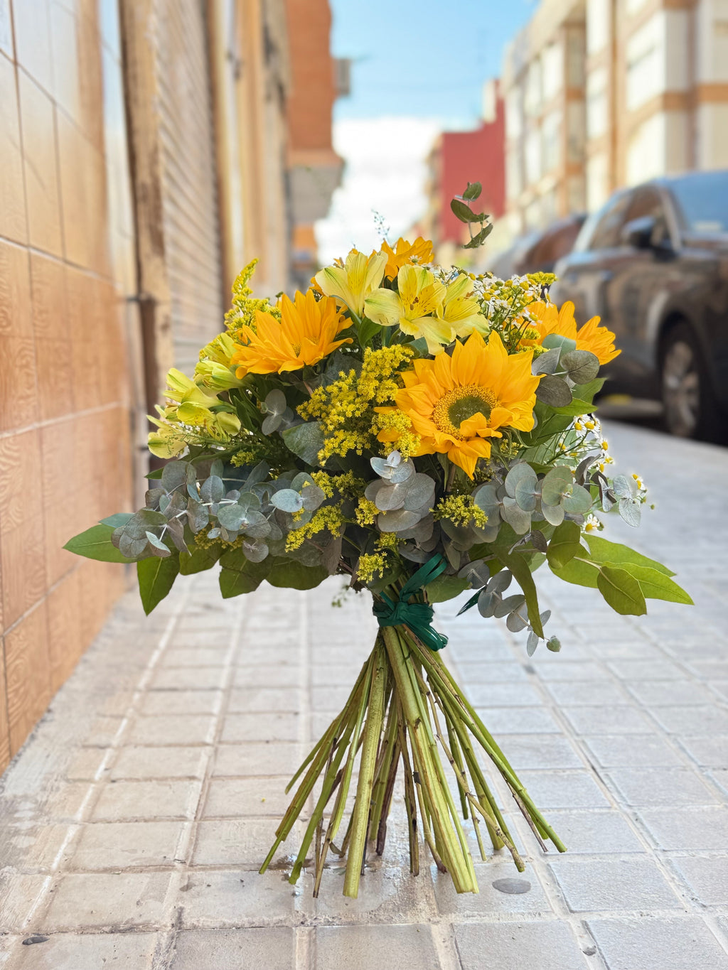 Ramo Solsticio | Ramo de girasoles y rosas