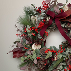 Corona Rojo y Ramaje | Corona navideña de abeto y acebo