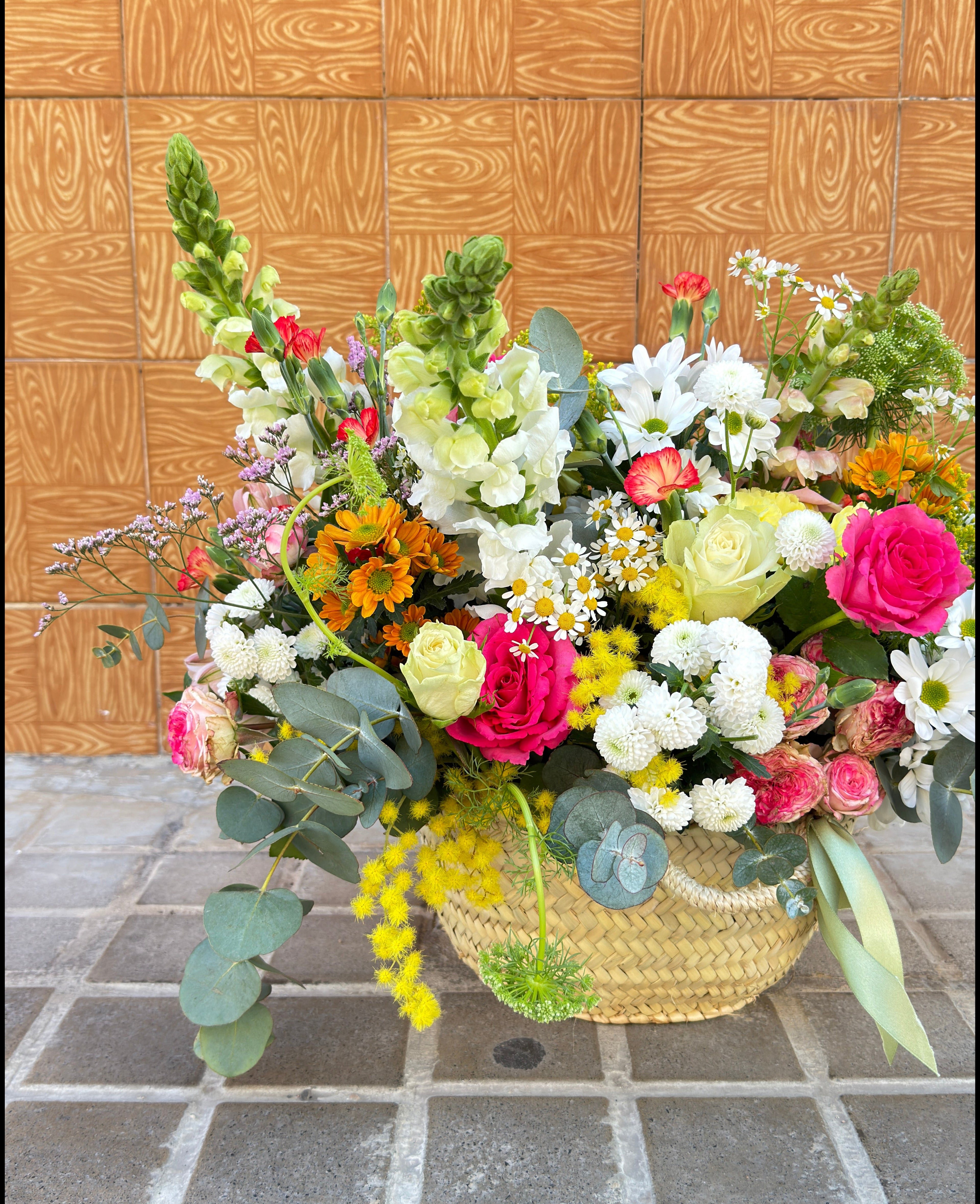 Capazo Luz | Centro Floral Primaveral